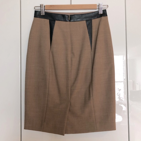 Club Monaco Pencil Skirt - Picture 2 of 2